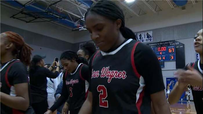 UIL Playoff Basketball Roundup: Wagner Win OT Thriller om de allereerste staatskampioenschap ligplaats te veroveren