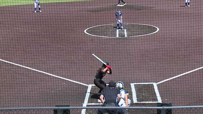 UIW softbalteam beveiligt een overwinning op McNeese State in de eerste wedstrijd van doubleheader
