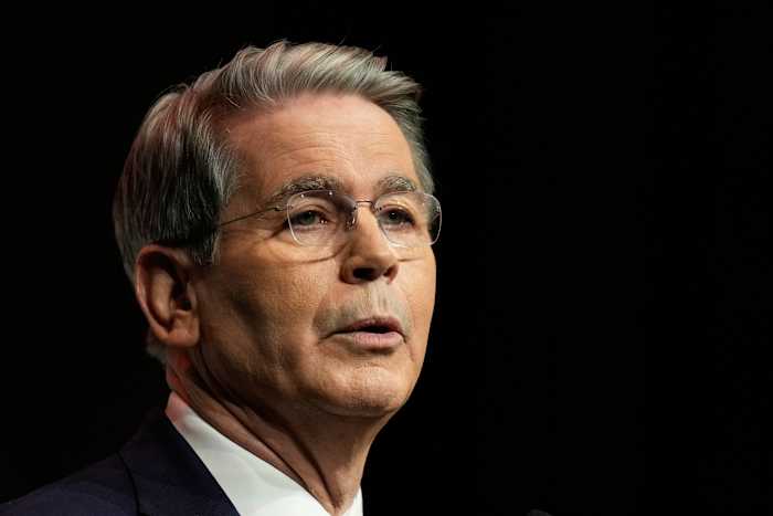 VS zouden geld tekort kunnen krijgen om zijn rekeningen tegen augustus te betalen zonder een schuldlimietovereenkomst, zegt CBO