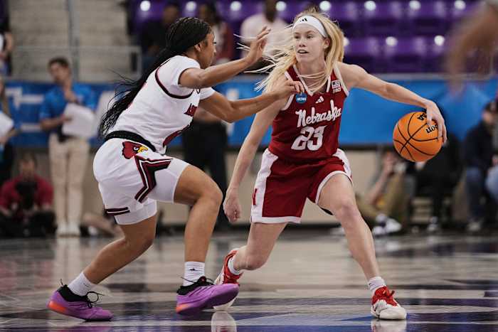 Women van Louisville versloeg Nebraska met 63-58 in maart Madness en gaan vooruit naar de voormalige bewaker van Lith
