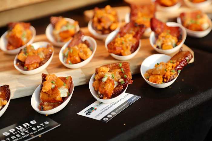 Zoo la-la! Een voorproefje van San Antonio keert volgende maand terug naar de dierentuin