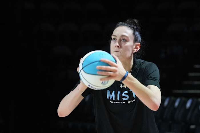 Breanna Stewart tekent opnieuw met de New York Liberty
