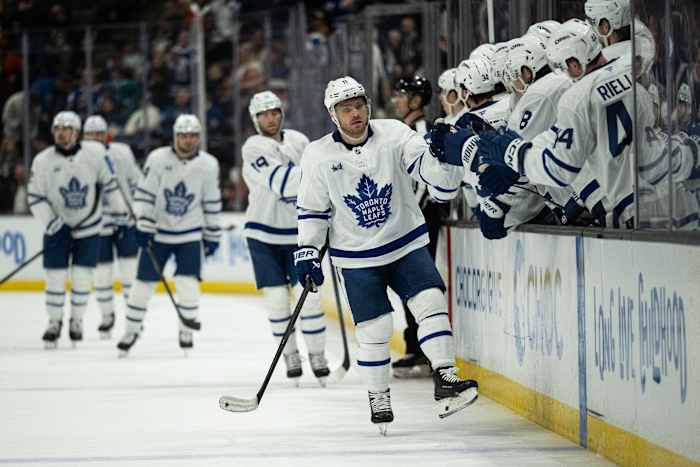 De NHL en Rogers zijn het eens over 12-jarige, $ 7,7 US Billion Media Rights Deal in Canada, zegt AP Source