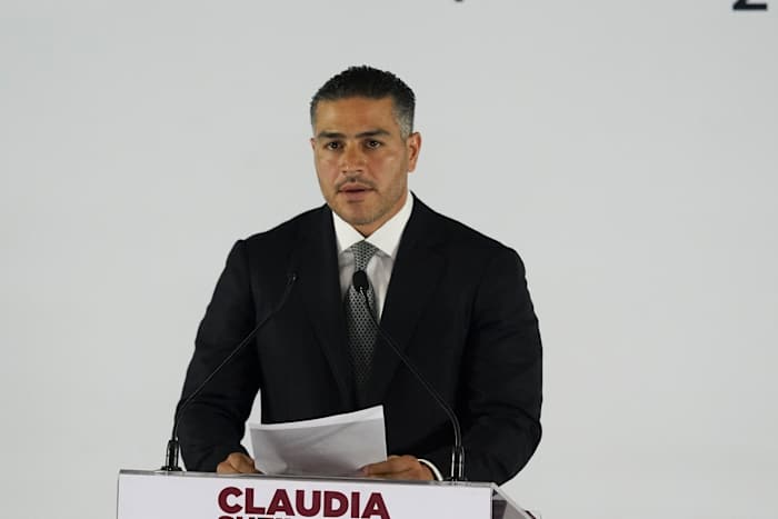 De veiligheidshoofd van Mexico vormt stilletjes een elitiekracht om de drugskartels aan te nemen