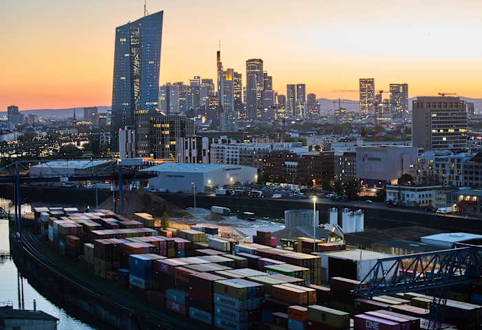 Europa zag een sterkere groei in het begin van het jaar, maar de tarieven van Trump hebben de Outlook verduisterd