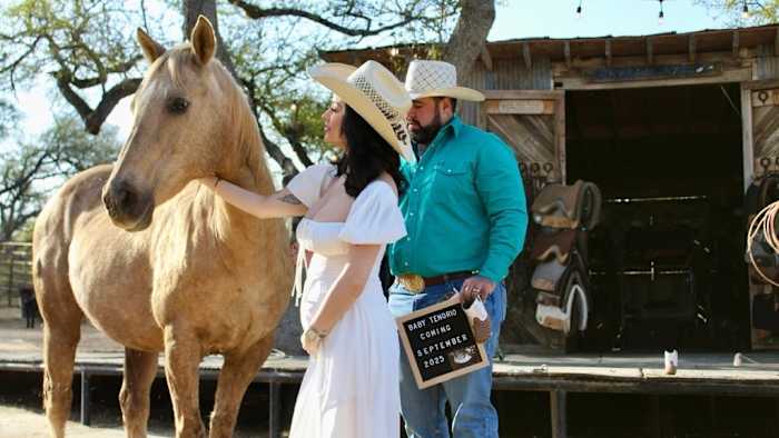 Gender Reveal Video Geplaatst door San Antonio -paar ontvangt meer dan 3 miljoen views op Tiktok