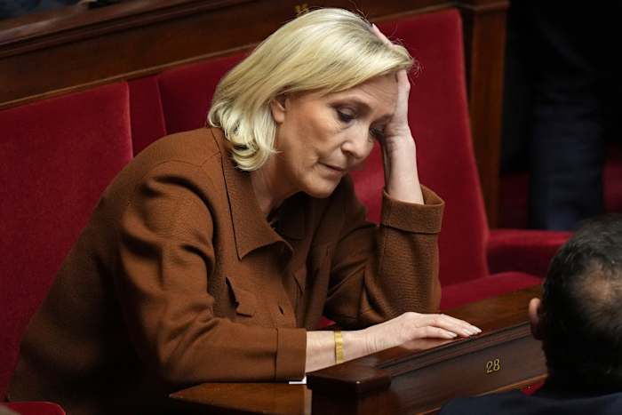 Het EU -parlement heeft transparantieproblemen. De zaak van Marine Le Pen is een venster op wat er mis is