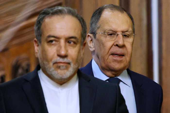 Iran zoekt de steun van Rusland voor zijn nucleaire gesprekken met ons