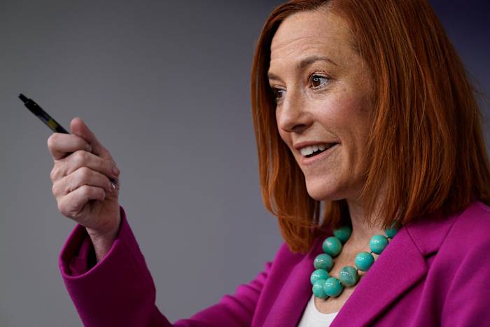 Jen Psaki stapt op voor MSNBC terwijl Rachel Maddow terugkeert naar eenmaal per week schema