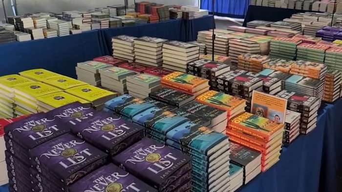 Lezers, auteurs vieren het vertellen van verhalen op 13e jaarlijkse San Antonio Book Festival