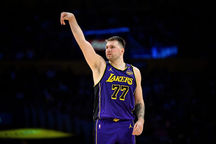 Luka Doncic wil graag beginnen met het spelen van grote games voor Lakers, beginnend in playoff -datum met Timberwolves