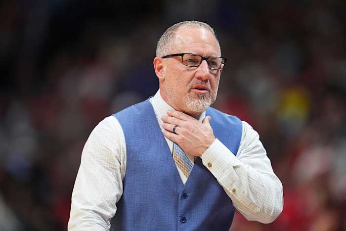 Maryland slaat snel toe, huurt Texas A & M's Buzz Williams in na de exit van Kevin Willard