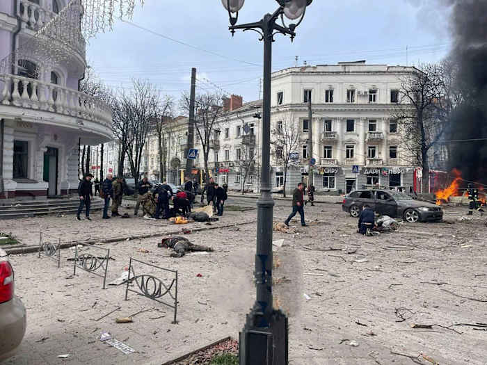 Meer dan 20 mensen gedood in de Russische raketaanval op de Oekraïense stad Sumy