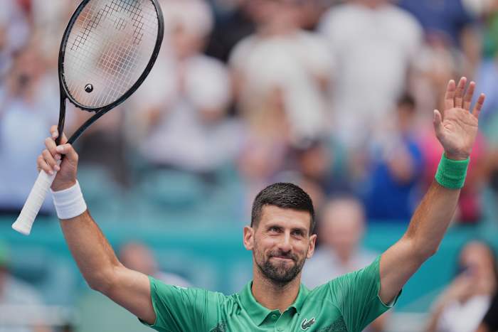 Met Lionel Messi kijkend, gaat Novak Djokovic naar Miami Open Final om Jakub Mensik tegen te gaan