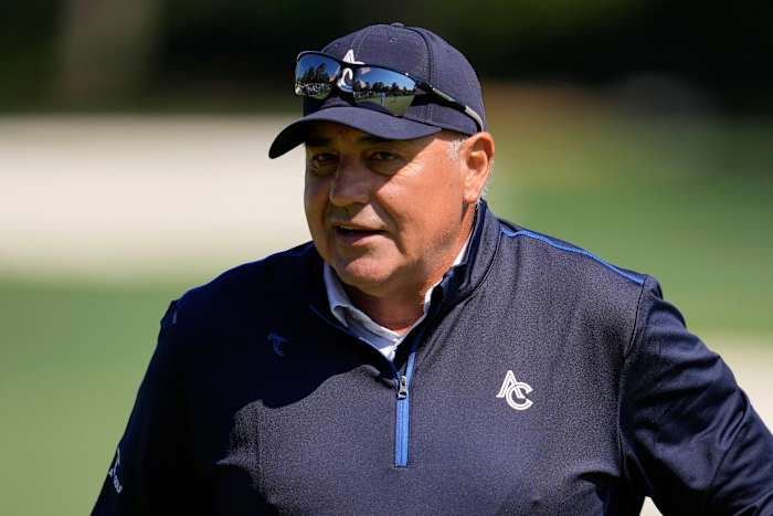 Na 2 jaar in een Argentijnse gevangenis is voormalig meester -kampioen Angel Cabrera terug bij Augusta National