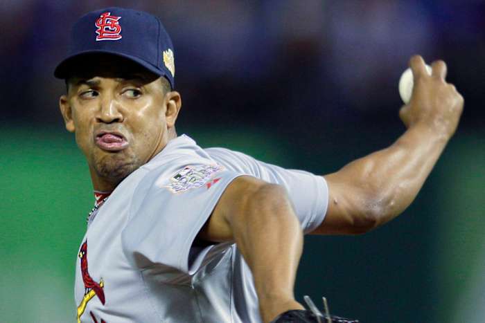 Octavio Dotel, die ooit een record van pitching hield voor 13 Major League -teams, sterft in DR Roof Invouw