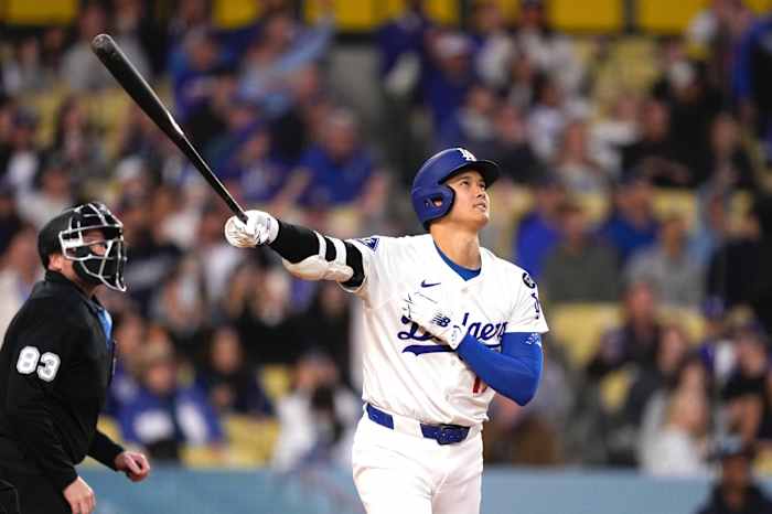 Ohtani slaat 448 voet Homer in 7-run 1e inning, Dodgers houden vast voor 8-7 overwinning om Rockies te vegen