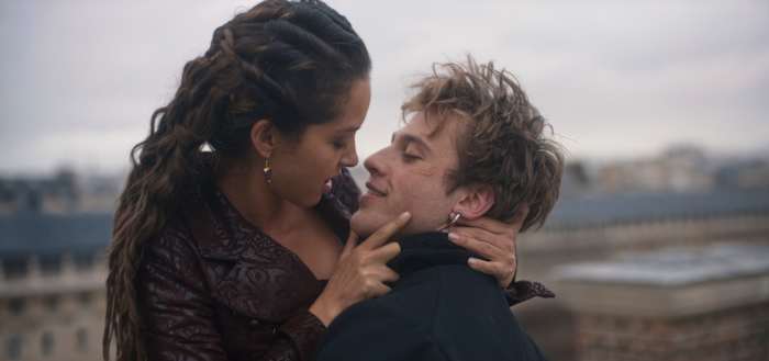 Oui, chef! 'Carême' introduceert 's werelds eerste (sexy) beroemde chef-kok, een keukengod uit het Napoleonische tijdperk