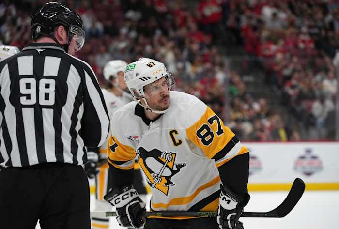 Penguins 'Crosby en Stars Dadonov heeft een duellerende hattricks -game 16 jaar na Sid's met Ovechkin