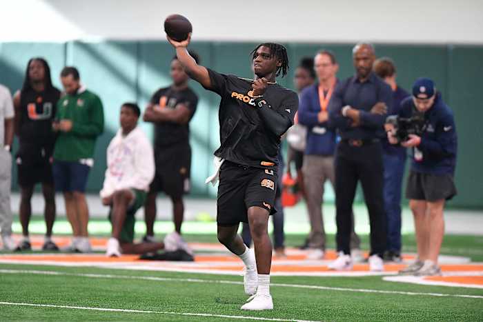 QB Cam Ward van Miami is de waarschijnlijke keuze van de Titans op nummer 1 in het algemeen in de NFL Draft