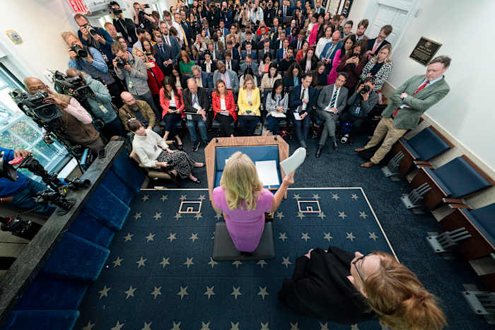 Rechter zal niet verdere stappen ondernemen om zijn bevel in AP -zaak tegen Trump -administratie af te dwingen