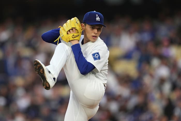 Roki Sasaki trok zich uit Dodger Stadium -debuut in de 2e inning na meer worsteling met zijn controle
