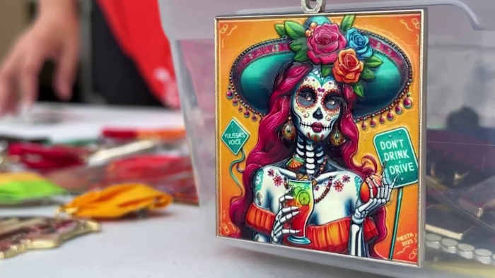 San Antonio Family Honours Sister's Memory with Fiesta Medals om dronken rijden te bestrijden