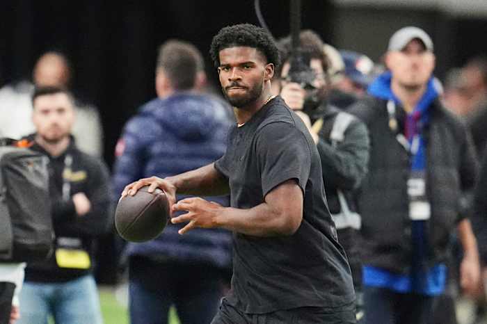 Shedeur Sanders zal deel uitmaken van de concurrentie voor de QB -plek van Browns ondanks de daling van de NFL Draft