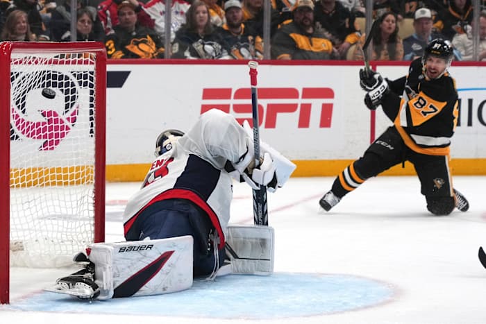 Te midden van weer een verloren seizoen voor de Pittsburgh Penguins, brandt het vuur dat Sidney Crosby drijft nog steeds