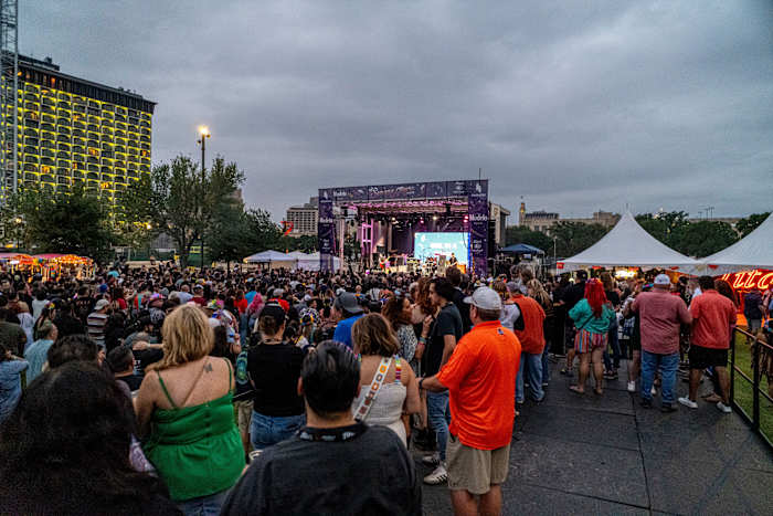 Tejano, Rock and More: een lijst met grote zangers, bands die het podium betreden op Fiesta 2025 -evenementen