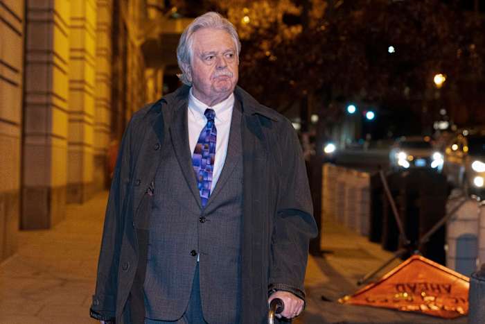 Trump Pardons Marine Veteraan veroordeeld in Capitol Riot