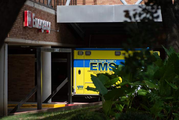 Vroege gegevens van het ziekenhuis in Texas laten miljoenen zien die zijn besteed aan de zorg voor niet-Amerikaanse burgers