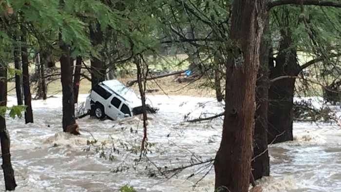 10 jaar na overstromingen van Memorial Day, herbouwt Wimberley met veerkracht en reflectie
