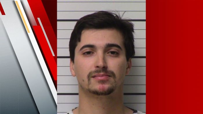 3 gedood in Kerr County Crash; Man beschuldigd van intoxicatie doodslag, zegt DPS