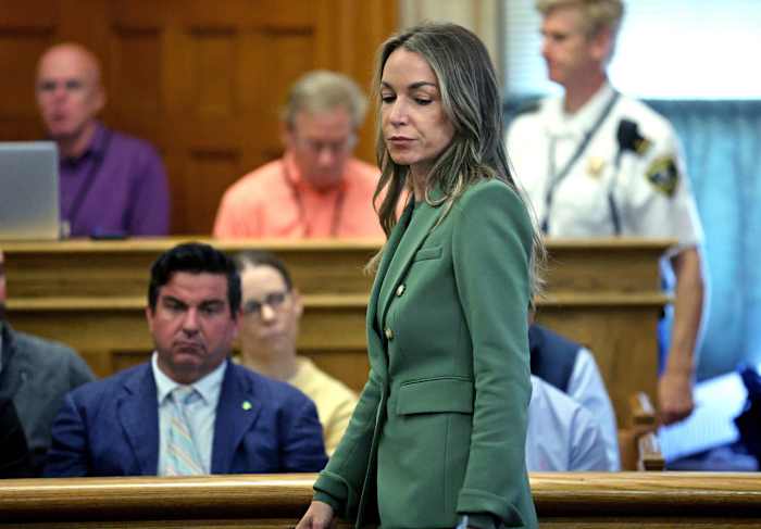 Aanklager berust in het proces tegen Karen Lees wie is aangeklaagd in de dood van Boston Police Officer vriendje