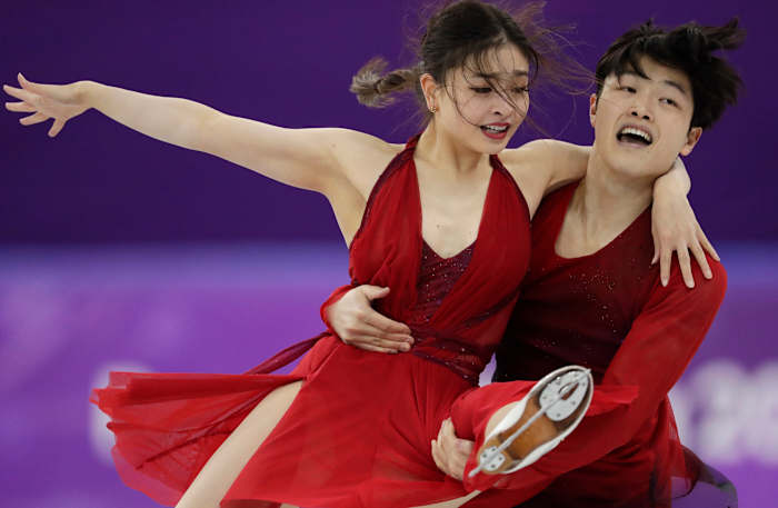 Amerikaanse ijsdansers Alex en Maia Shibutani keren terug naar de concurrentie met een oog op de Olympische Spelen van 2026