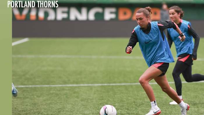 Antonian High School -aluin over het spelen van professionele voetbal voor vrouwen met Portland Thorns