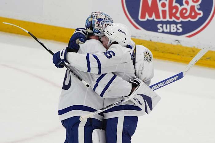 Auston Matthews breekt door, Maple Leafs versloeg Panthers met 2-0 om Game 7 te forceren