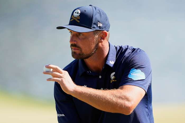 Bryson DeChambeau's Wild Ride: Liv Golf Star krijgt de smaak van snelheid bij Indianapolis Motor Speedway