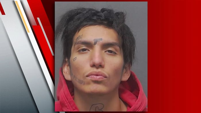 Crime Stoppers, SAPD Zoeken verdachte gezocht voor moord in april