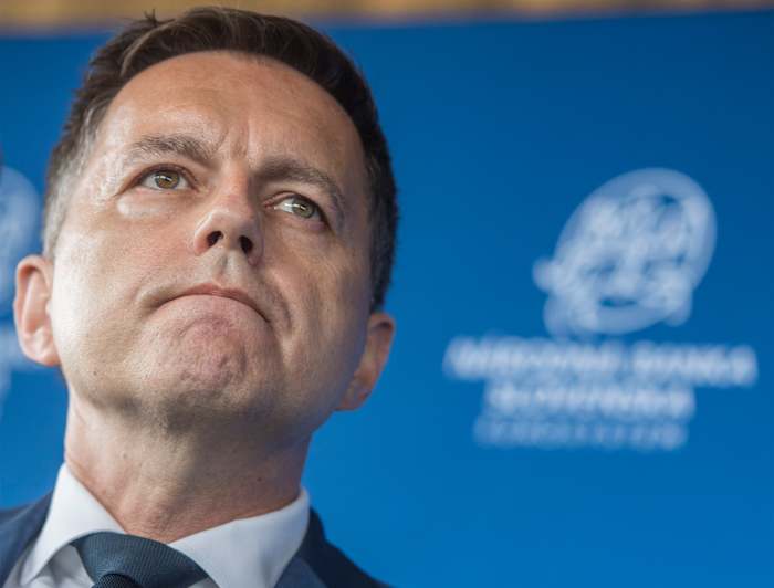 De centrale bankhoofd van Slowakije veroordeeld voor omkoping en kreeg een boete van $ 225.000