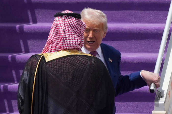 De laatste: Trump is in Saoedi-Arabië op de eerste etappe van zijn 4-daagse Midden-Oosten-reis