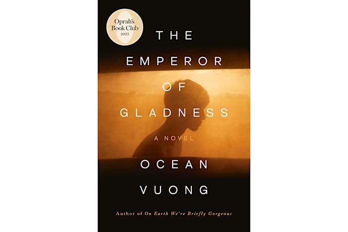 De nieuwe roman van Ocean Vuong, 'The Emperor of Gladness', is Winfrey's nieuwste boekenclubkeuze