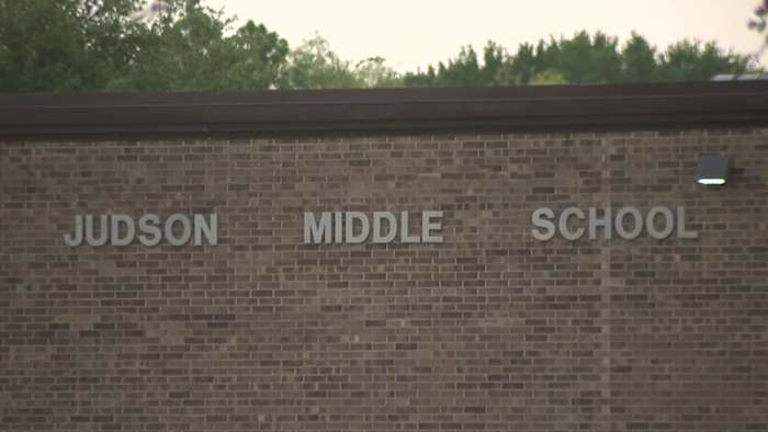 'Dit zijn levensveranderende beslissingen': gemeenschap reageert op de mogelijkheid van Judson Middle School Sluiting