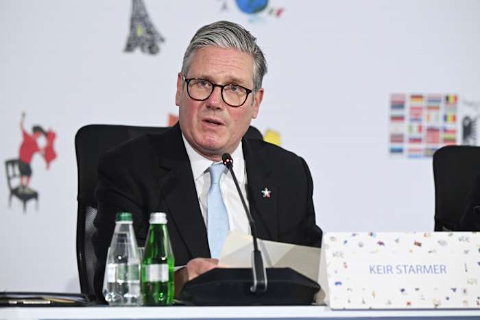 Een tweede verdachte is gearresteerd over branden die zich richten op de eigendommen van de Britse premier Keir Starmer