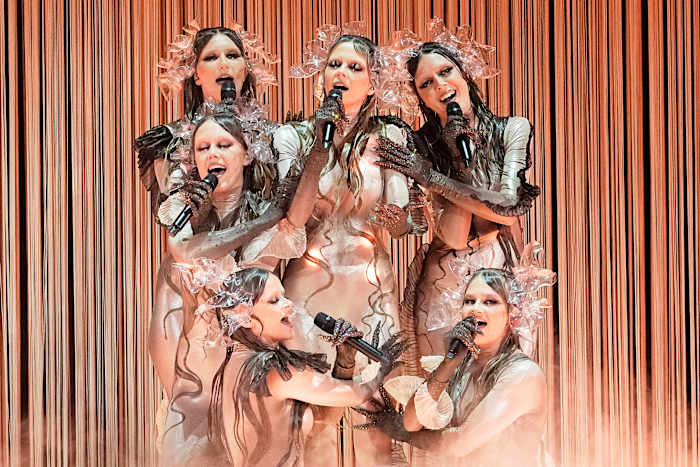 Eurovisie verklaarde als de extravagante popwedstrijd zijn grote finale bereikt