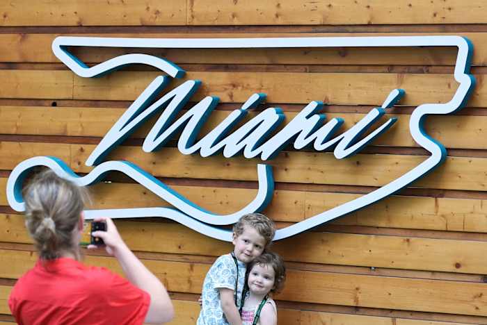 F1 tekent 10-jarige verlenging met Miami Grand Prix die race op kalender tot 2041 houdt