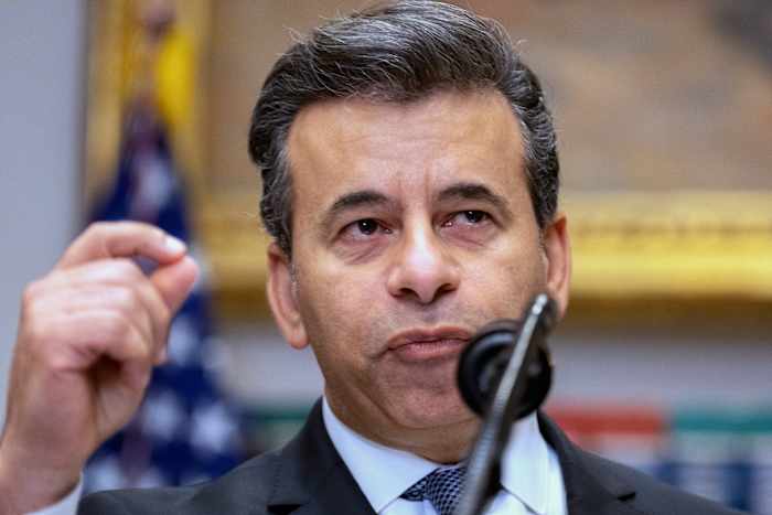 FDA keurt Novavax Covid-19-schot goed, maar met ongebruikelijke beperkingen