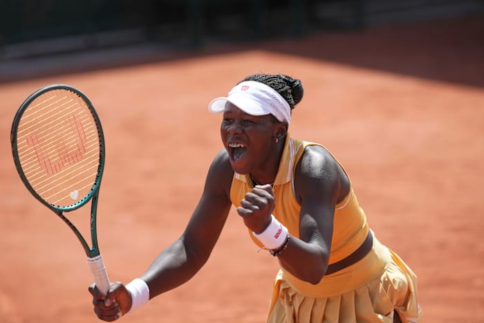 French Open: Canadese tiener Victoria Mboko wint haar eerste Grand Slam -wedstrijd en zoekt naar meer
