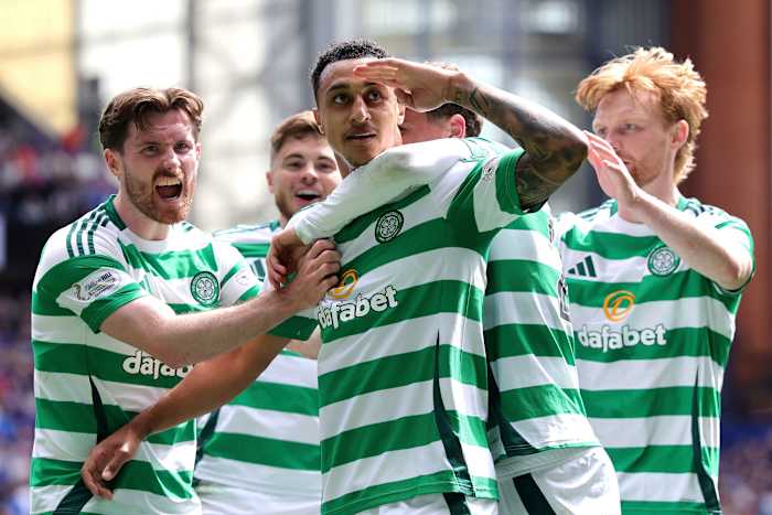 Geen erewacht van Rangers voor felle rivaal Celtic in 1-1 gelijkspel tussen Schotse rivalen